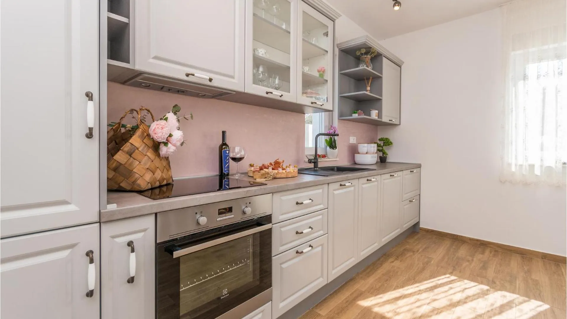 Holiday home Stunning Home In Sikovo With Kitchen