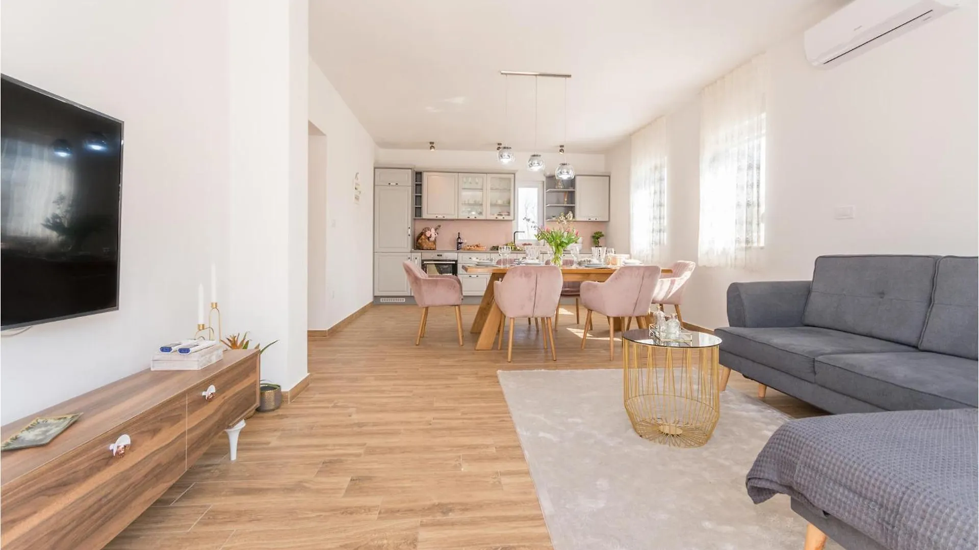 Holiday home Stunning Home In Sikovo With Kitchen